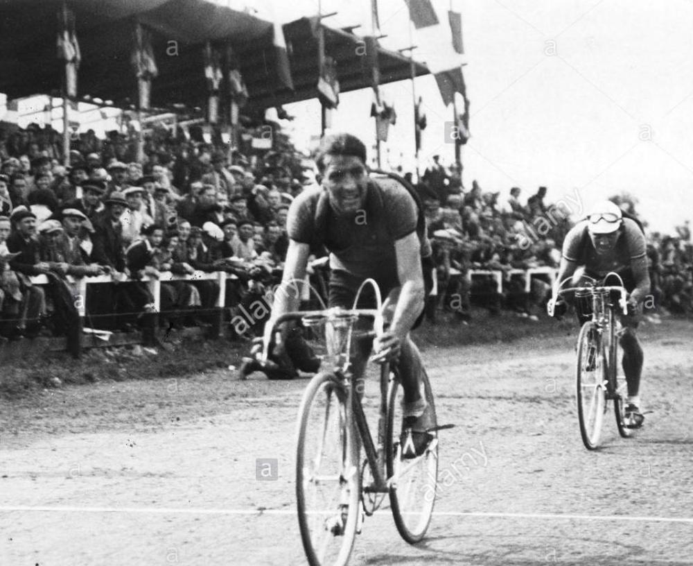 tour-de-france-1936-fase-4-metz-belfort-vincitore-dello-stadio-maurice-archambaud-fr.thumb.jpg.1b572762db410692ce1e4de8d96d6978.jpg